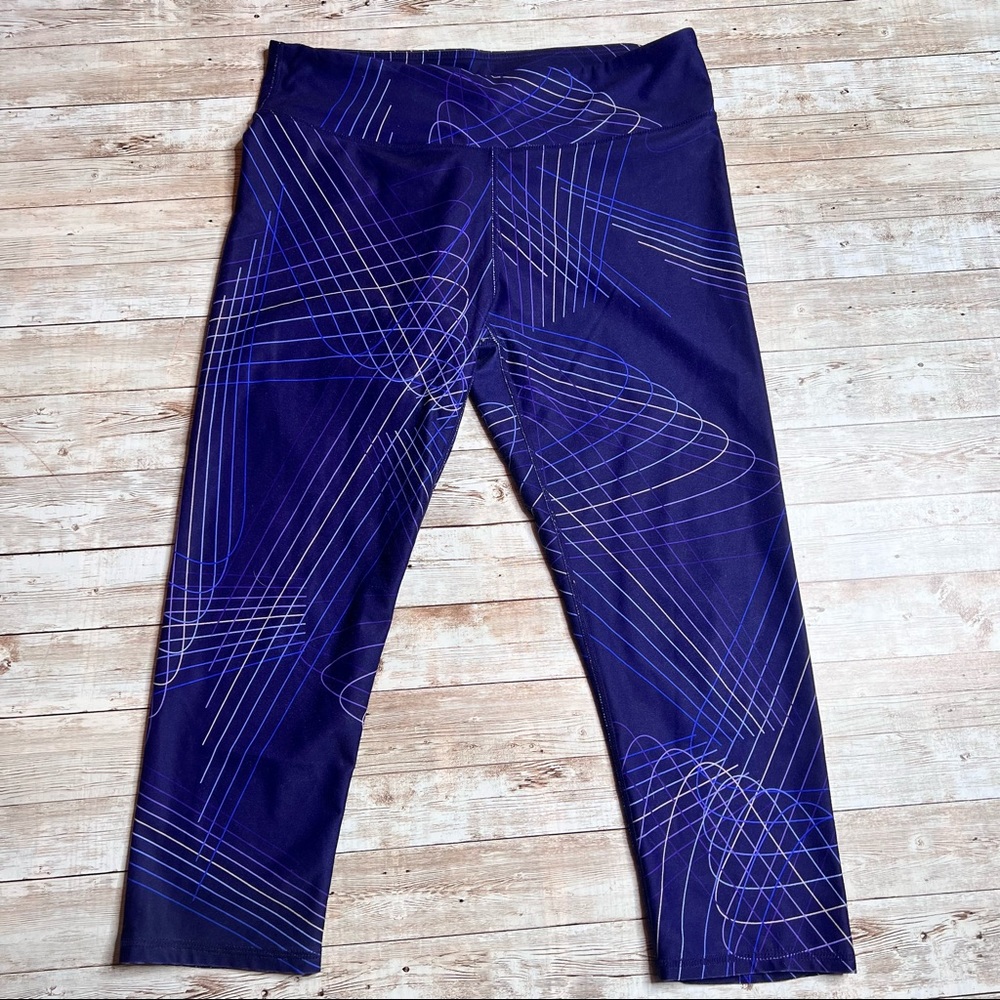 💚Fabletics capri leggings